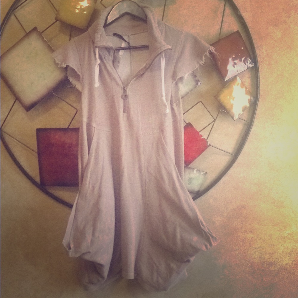 Kensie dress with deep side pockets sizeXS